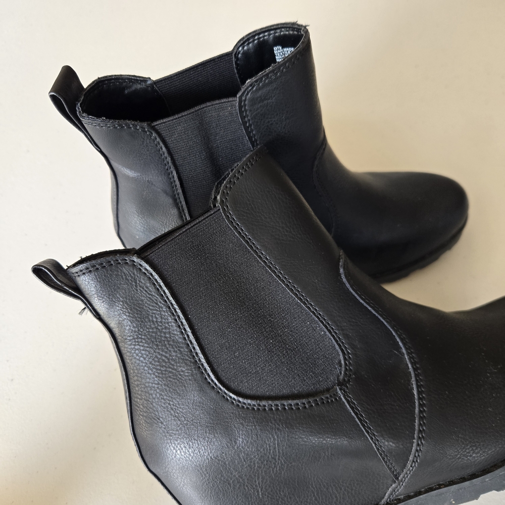 Universal Thread Black Wedge Ankle Boots - Picture 6 of 14
